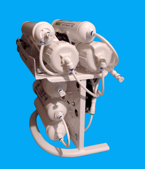 چه عواملی باعث ایجاد نیترات در آب می شود ؟